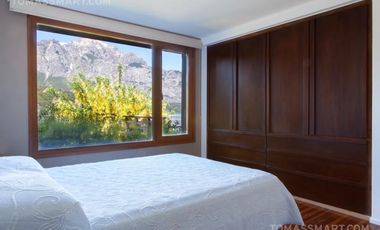 Casa con excelente vista en  Llao Llao!