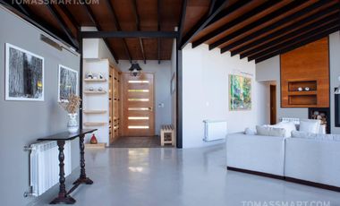 Casa con excelente vista en  Llao Llao!