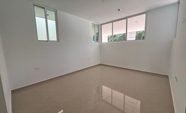 Casa en venta de 4 recámaras - Privada en Conkal