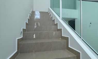 Casa en venta de 4 recámaras - Privada en Conkal