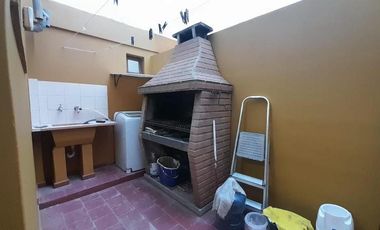 Departamento en venta - 2 Dormitorios 2 Baños - Cochera - 131Mts2 - Mar de Ajó