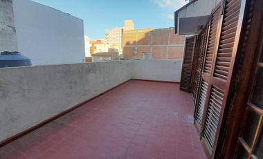 Departamento en venta - 2 Dormitorios 2 Baños - Cochera - 131Mts2 - Mar de Ajó