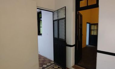 Depósito 90 m2  en alquilr- Olivos-Maipu/Uzal