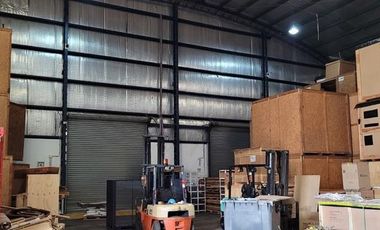 Excelente Depoisito en Centro Multiclientes