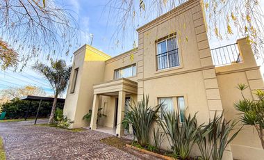 CASA EN VENTA A LA LAGUNA EN VILLANUEVA SAN BENITO