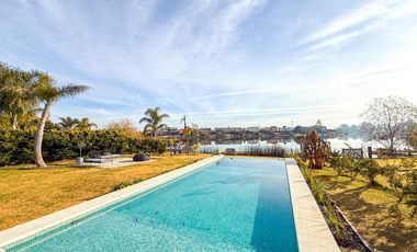 CASA EN VENTA A LA LAGUNA EN VILLANUEVA SAN BENITO