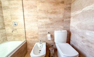 CASA EN VENTA A LA LAGUNA EN VILLANUEVA SAN BENITO