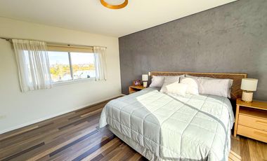 CASA EN VENTA A LA LAGUNA EN VILLANUEVA SAN BENITO