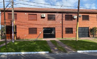 Casa 4 ambientes en venta en Quilmes