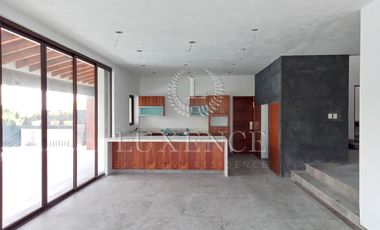 Casa en Venta, Paraiso Country Club