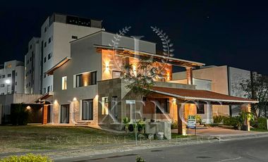 Casa en Venta, Paraiso Country Club