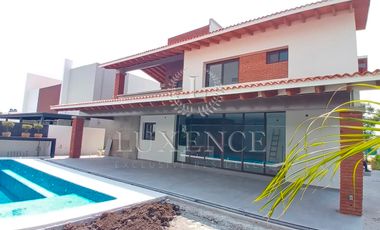 Casa en Venta, Paraiso Country Club