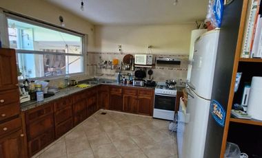 Hermosa casa y espaciosa en Ignacio crespo 8200. Zona norte