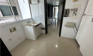 APARTAMENTO EN VENTA EN EL GOLF BARRANQUILLA EN VENTA. DE LUJO. VISTA AL RIO