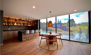 Venta Casa Campestre Infinity Pool Parcelacion Alto Palmas Envigado
