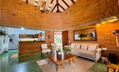 Vendo Casa Campestre en El Retiro Antioquia
