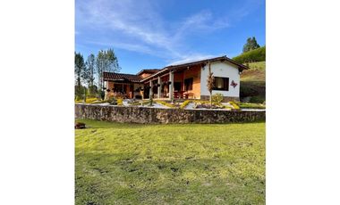 Vendo Casa Campestre en El Retiro Antioquia