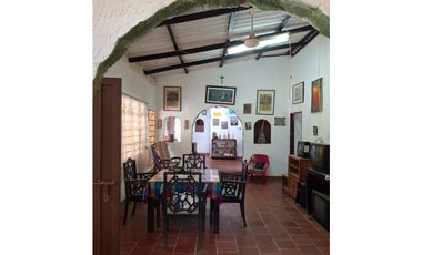 ESPECTACULAR PREDIO GUATIGUARA