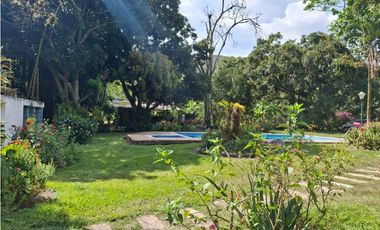 ESPECTACULAR PREDIO GUATIGUARA