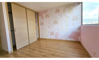 Venta de apartamento El Poblado, Santa María de los ngeles, Amplio