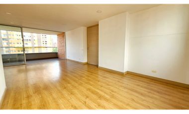 Venta de apartamento El Poblado, Santa María de los ngeles, Amplio