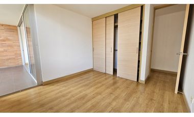 Venta de apartamento El Poblado, Santa María de los ngeles, Amplio