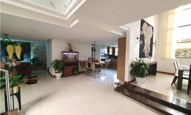 Casa en renta Sabaneta, sector Las Lomitas