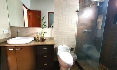 Casa en renta Sabaneta, sector Las Lomitas