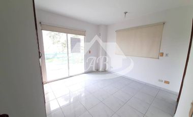 APARTAESTUDIO EN VENTA BARRIO VERSALLES | 9375