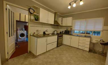 Casa en venta - 4 Dormitorios 2 Baños - 201Mts2 - Mar del Plata