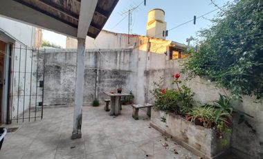 Casa en venta - 4 Dormitorios 2 Baños - 201Mts2 - Mar del Plata