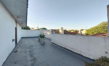 Casa en venta - 4 Dormitorios 2 Baños - 201Mts2 - Mar del Plata