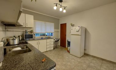 Casa en venta - 4 Dormitorios 2 Baños - 201Mts2 - Mar del Plata