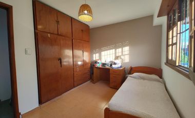 Casa en venta - 4 Dormitorios 2 Baños - 201Mts2 - Mar del Plata