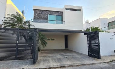 CASA EN VENTA EN MONTEBELLO