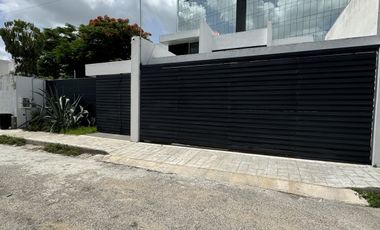 CASA EN VENTA DE MONTEBELLO