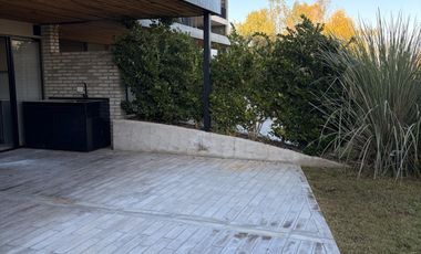 Departamento sobre el golf  en venta en Pilará Residence, Pilara, Pilar