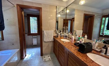 Residencia de 6 ambientes en venta en barranca de San Isidro