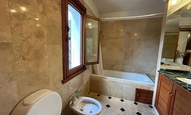 Residencia de 6 ambientes en venta en barranca de San Isidro