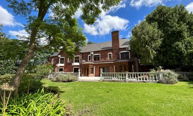 Residencia de 6 ambientes en venta en barranca de San Isidro