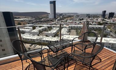 Renta Penthouse Amueblado, Habitarea Residencial. Santa Fe Juriquilla