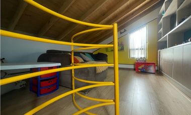 Arriendo casa de dos niveles en cajica en conjunto cerrado