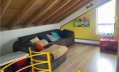 Arriendo casa de dos niveles en cajica en conjunto cerrado