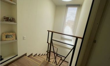 Arriendo casa de dos niveles en cajica en conjunto cerrado