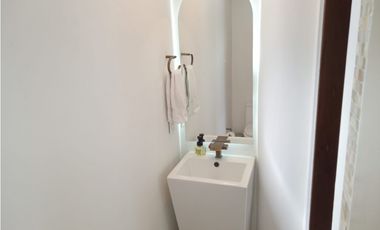 Casa en renta en Sabaneta, sector Las Lomitas