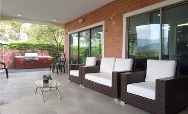 Casa en renta en Sabaneta, sector Las Lomitas