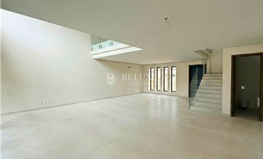 VENDO CASAS ESPECIALES EN SANTA MARIA, PH THE WOODS (5)