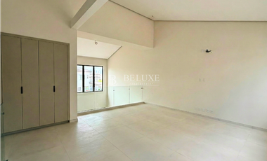 VENDO CASAS ESPECIALES EN SANTA MARIA, PH THE WOODS (5)