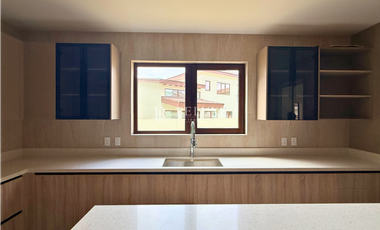 VENDO CASAS ESPECIALES EN SANTA MARIA, PH THE WOODS (5)