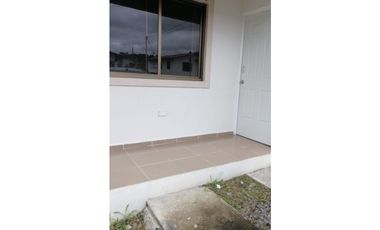 Se alquila casa en La Concepcion Bugaba cerca Policlinica